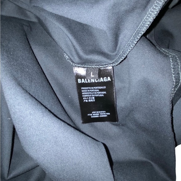 Balenciaga Authentic 🌸Nyse®🌸 T-shirt Oversized - SZ L (Unisex) - Picture 13 of 16